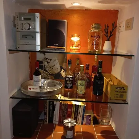 Poppy's House Apartment
