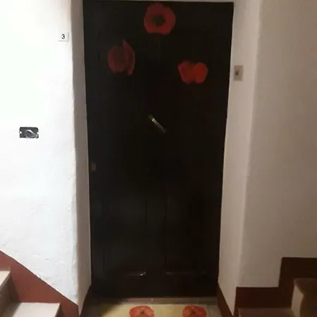 Poppy's House Apartment