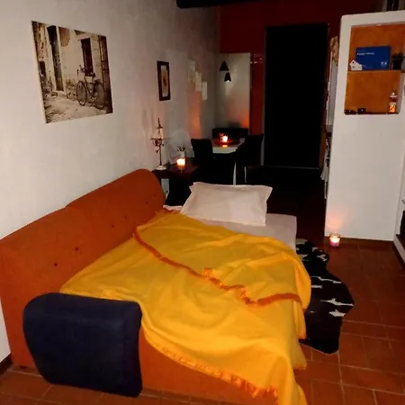 Poppy's House Casole dʼElsa