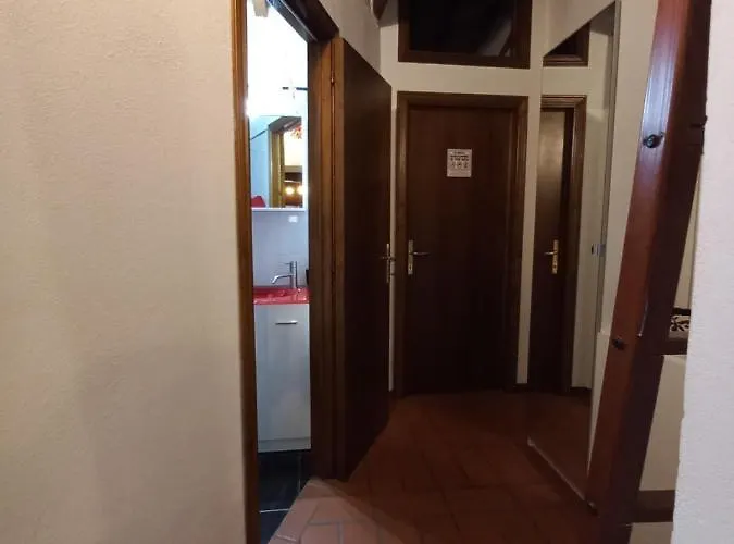 Poppy's House * Casole dʼElsa