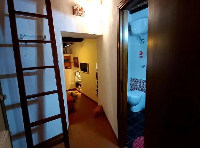 Poppy's House * Casole dʼElsa