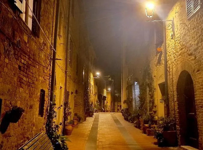 Poppy's House * Casole dʼElsa